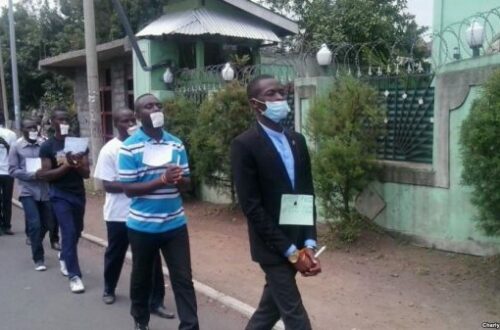 Article : Arrestation des activistes de Lucha à Kinshasa: si tu me demande je t’arrête!